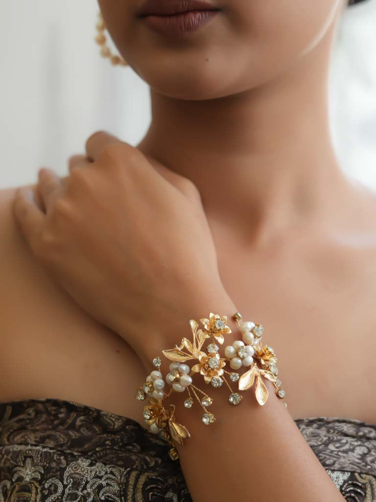 Juliet Pearl Bracelet