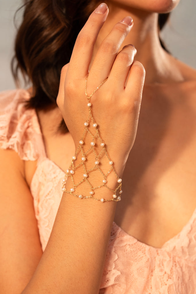 Gilded Pearl Handchain